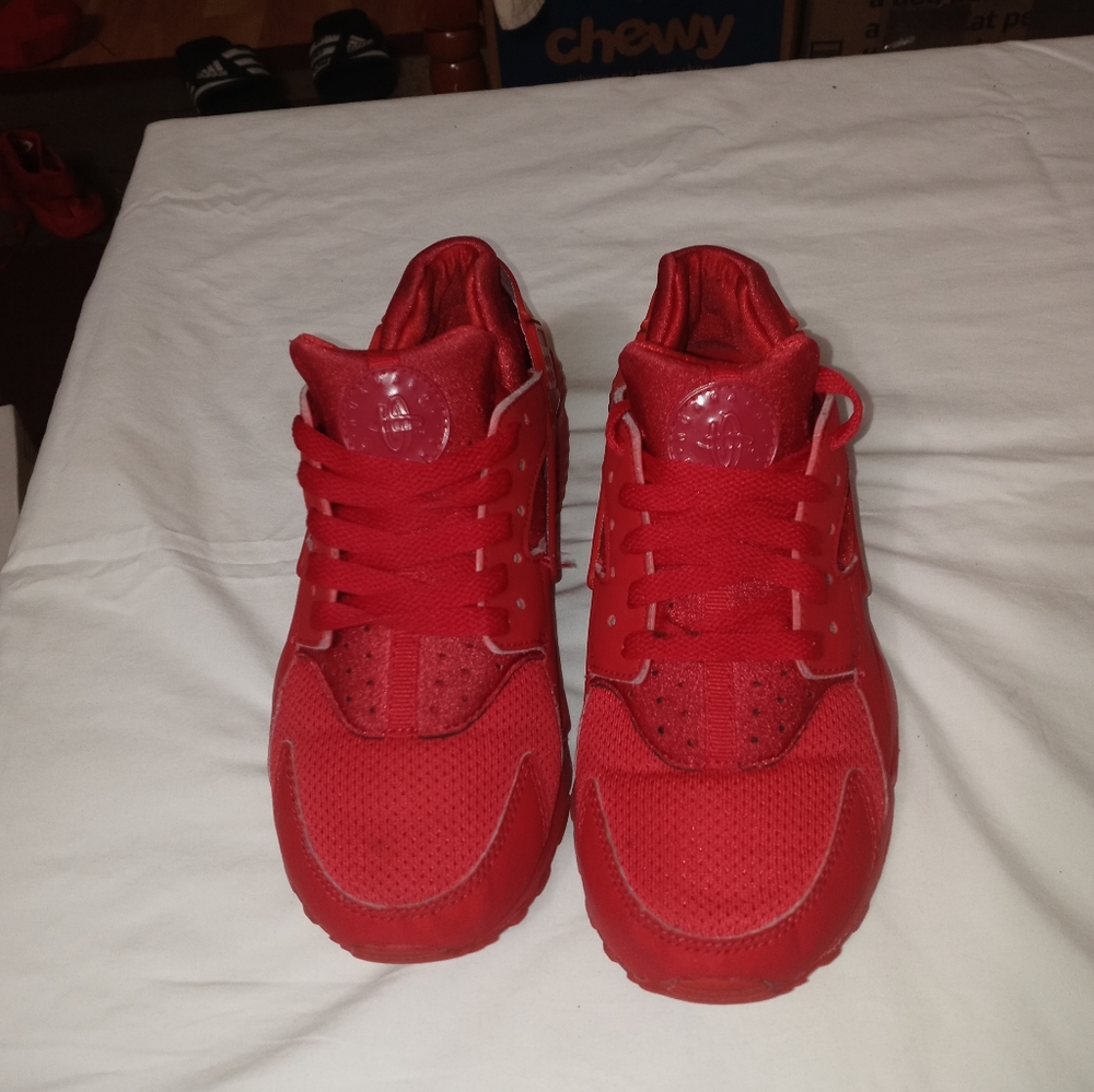 NIKE Air Huarache Run Running Sneakers from Finish Line size 5Y - Picture 5 of 10